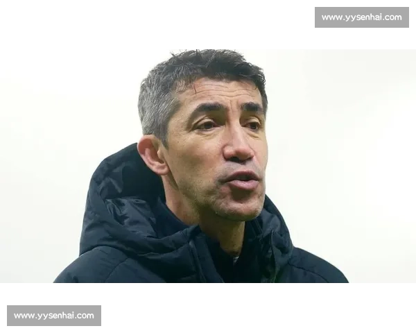 瓜帅怒批红牌判罚,米克尔力挺裁判:刘易斯抬脚动作引争议 瓜帅怒批红牌判罚,米克尔力挺裁判:刘易斯抬脚动作引争议