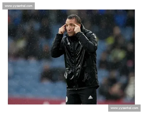 瓦尔迪携马奎尔、麦迪逊阿尔加维重聚 莱斯特城老友记续写温情篇章 瓦尔迪携马奎尔、麦迪逊阿尔加维重聚 莱斯特城老友记续写温情篇章