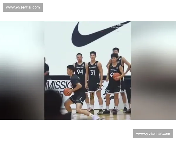 崔永熙商业活动秀后仰跳投 广东新赛季添期待 崔永熙商业活动秀后仰跳投 广东新赛季添期待